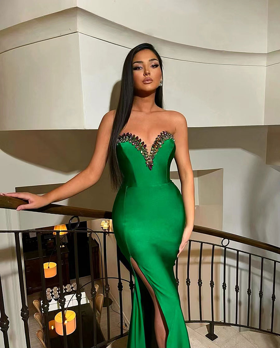 Green Crystal V-Neck Sleeveless Mermaid Side Slit Satin Prom Dresses With Lace Up Back Vestidos Fiesta De Noche 326