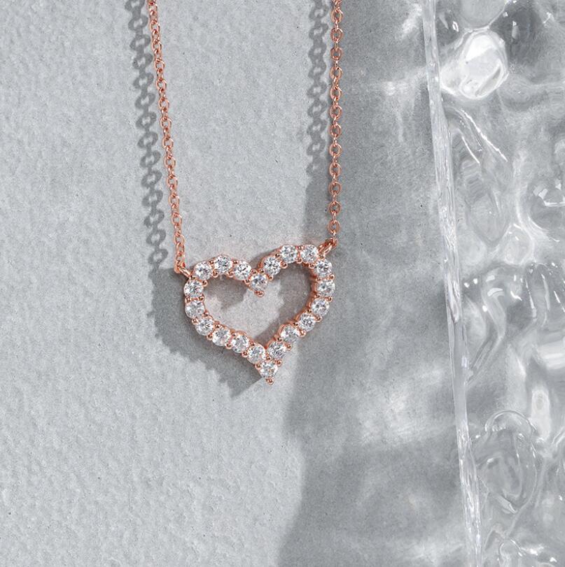 2024 Choucong Brand Heart Pendant Simple Fashion Jewelry Sterg Sier Rose Gold Fill 5A Cubic Zircon CZ Dia Gemstones Women Party Clavicle Necklace Gift