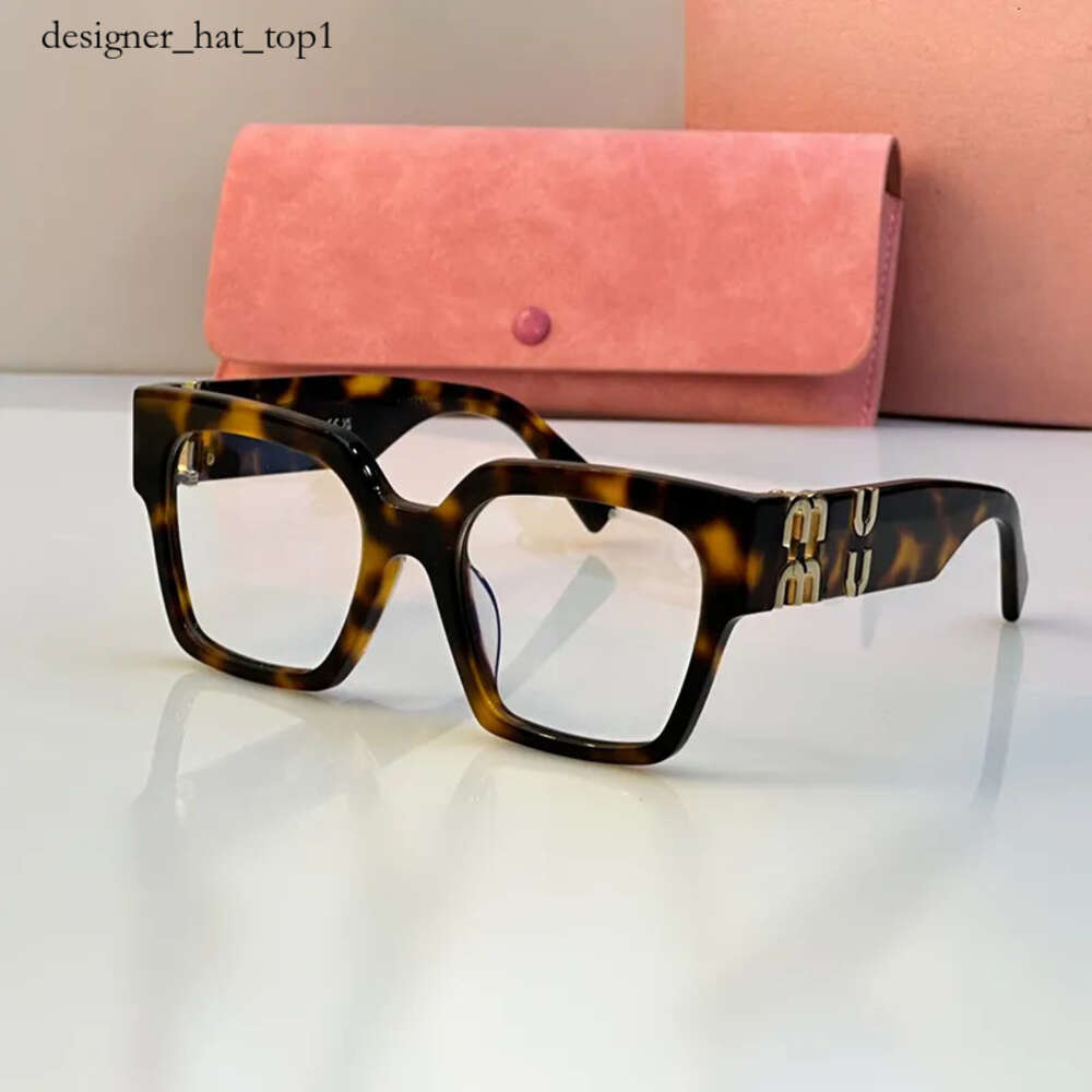designer sunglasses ladies glasses eyeglasses frame modern sophistication high quality eyewear luxury optical frames miumius mius mius miumiue muimuu mui mui