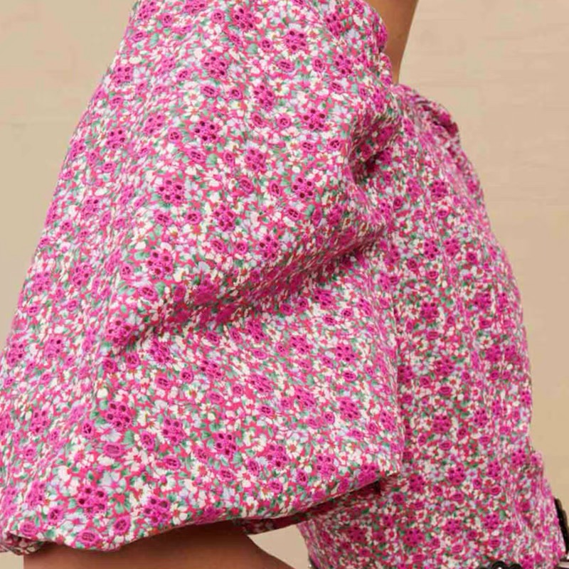 pring/Summer New Maje Romantic Fragmented Flowers Sweet Bubble Sleeve Wrapped Hip Dress Retro V-neck Embroidered Dress for Women