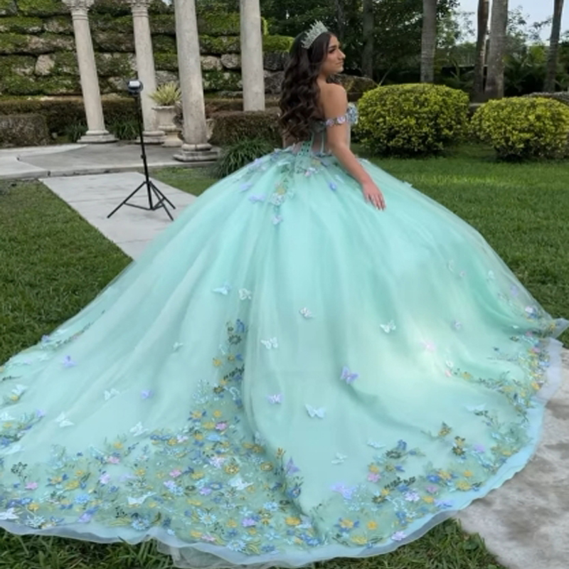 Light Green Quinceanera Dresses Ball Gown Off Shoulder 3D Butterfly Applique Beading Tull Corset Sweet 16 Dress Vestido De 15 Anos