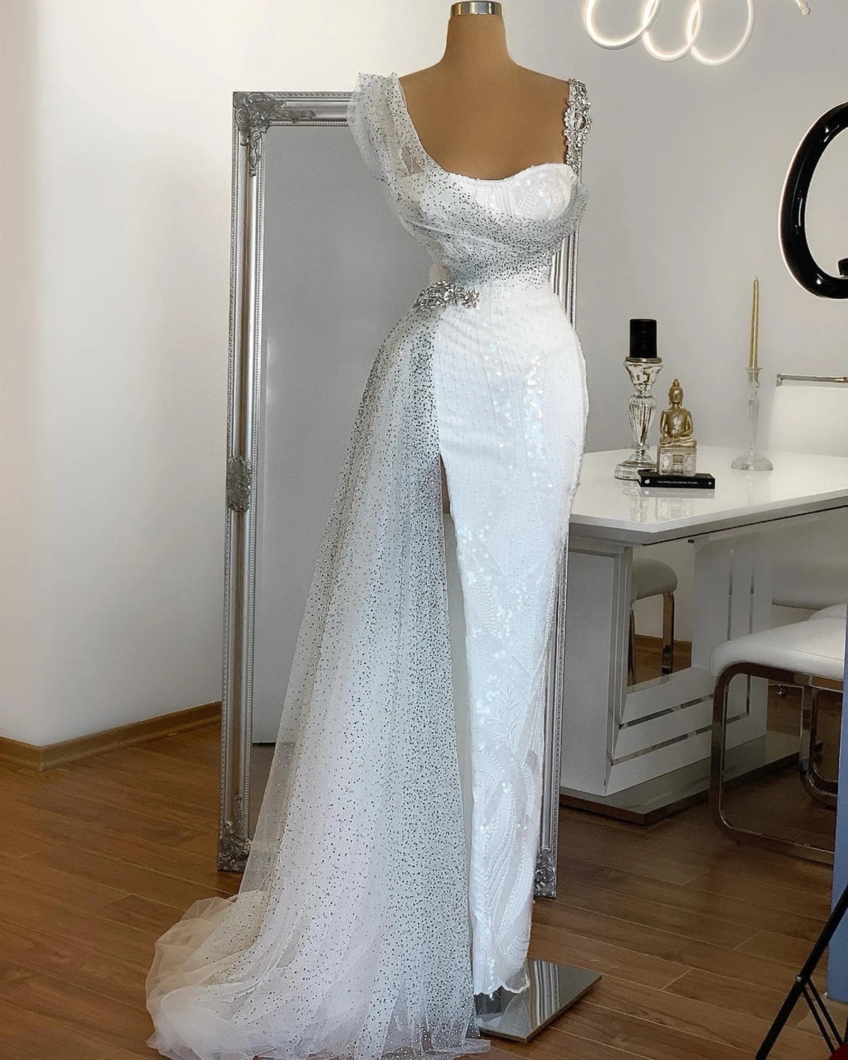 Fashion Crystal Mermaid Bridal Gowns Spaghetti Straps Wedding Dress Sequins Illusion Side Split Custom Made Sweep Train Bride Dresses