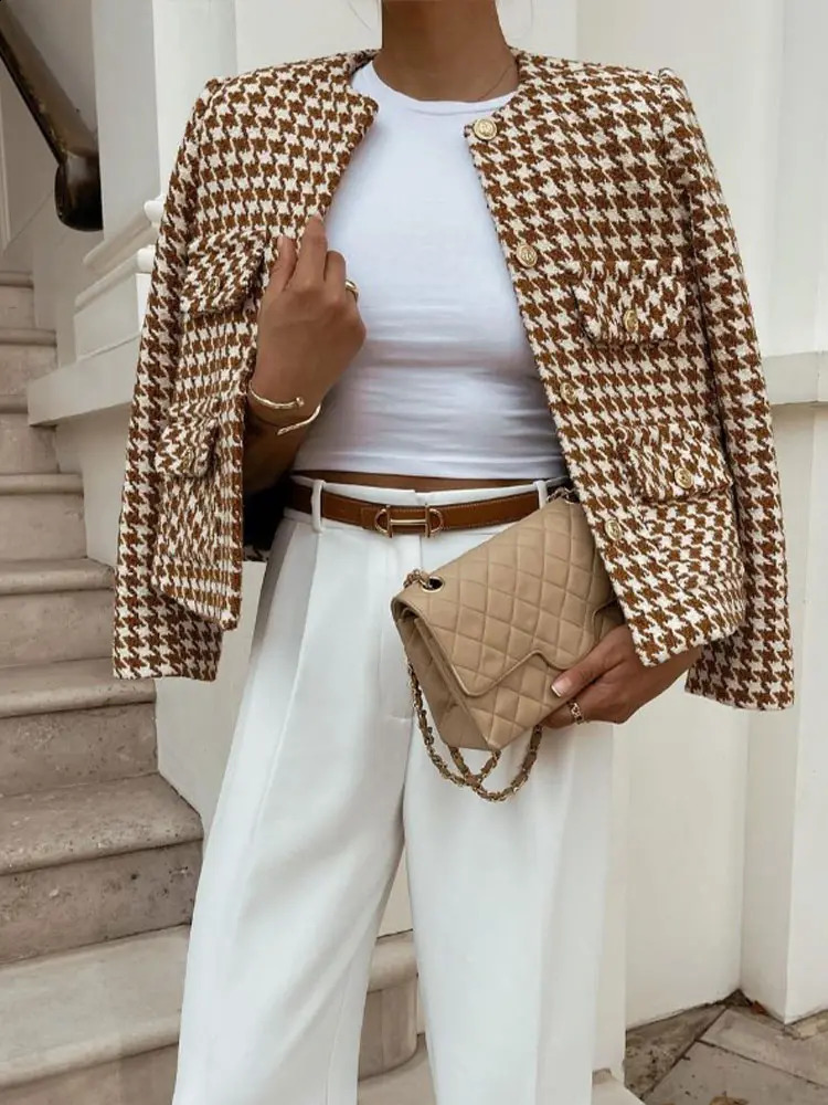 Women Elegant Plaid Tweed Jacket Autumn Long Sleeve Button Frayed Cropped Jackets Female Fashion Street Chic Pocket Coats 240307