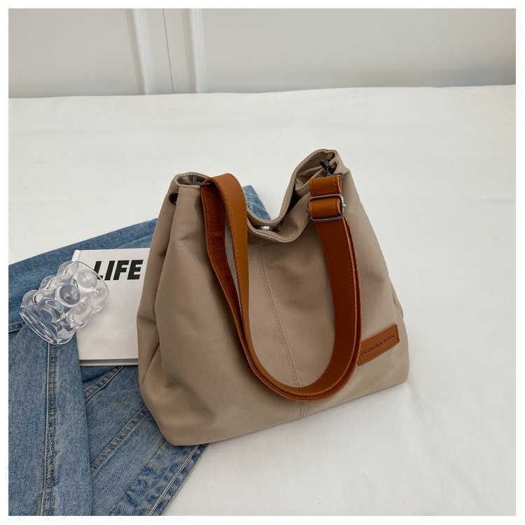 Japanese and Korean Minimalist Canvas Shoulder Bag Women with Large Capacity Diagonal Cross Tote Bag Can Be Printed 240315