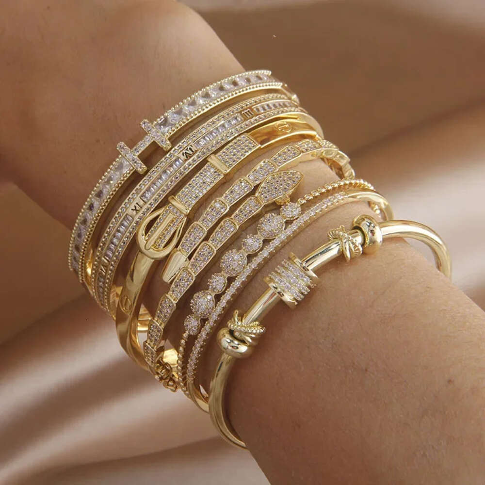 Classic Shiny Zircon Letter Charm Bracelet for Women Fashion Brand Wedding Party Gifts Jewelry