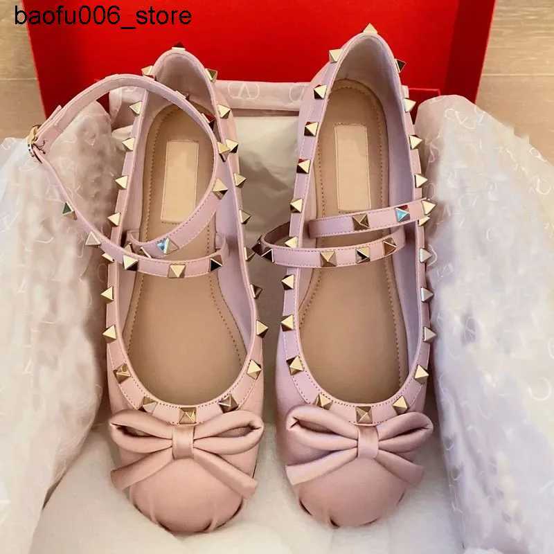 Slippers V Family ed Satin Ballet Shoes Female 2023 New Bow French Single Shoes Flat Bottom Mary Jane Princess Shoes Luxury Q260108