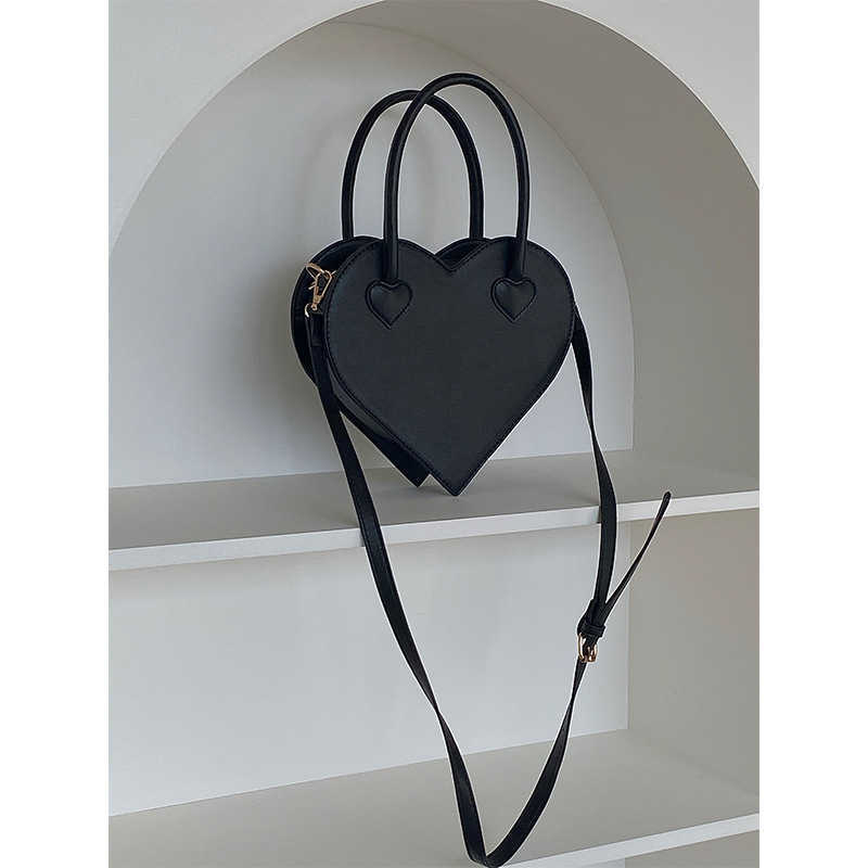 Girl's Niche Love Bag, Women's Fashionable and Minimalist Handbag, Black Single Shoulder Diagonal Cross Bag Trend 240315