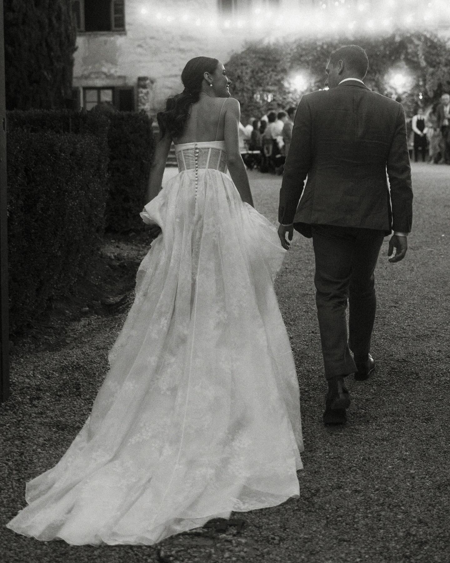 Boho A Line Dress For Bride Spaghetti Fulllace Wedding Dresses Vestidos Novia Bone Bodice Button Back Countries Robe De Mariage 0515