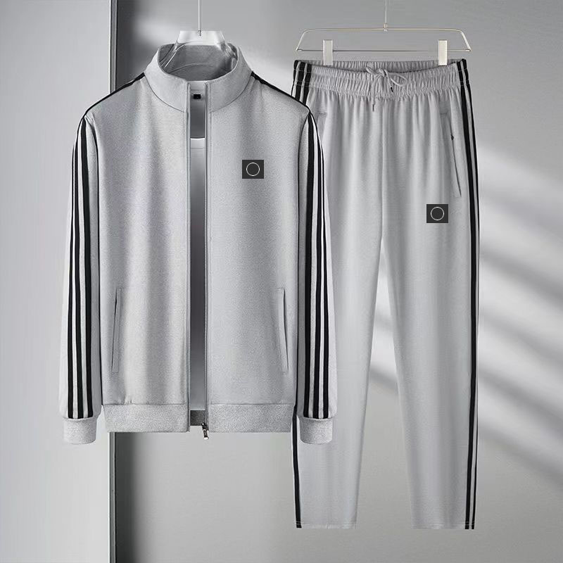 Man Tracksuits Zipp… - image
