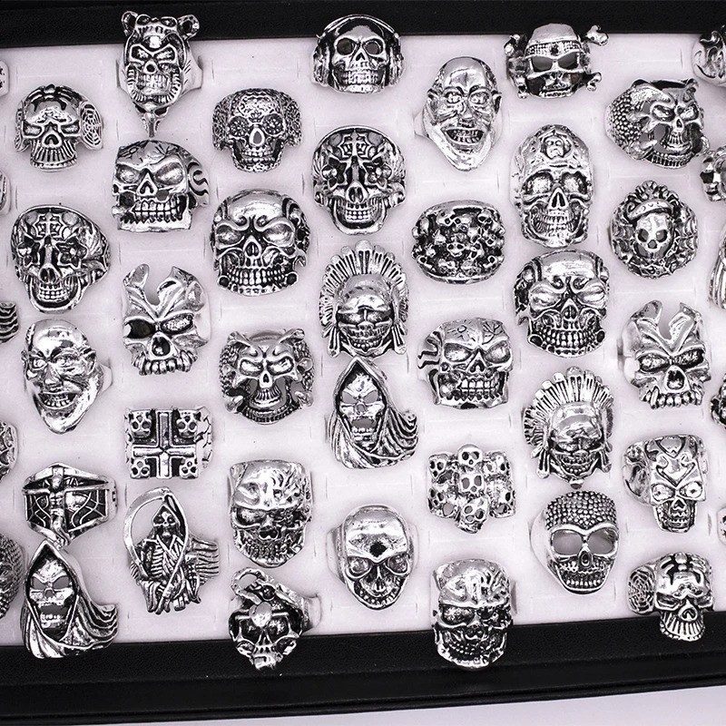 Wholesale Mixed 20pcs High-quality Gothic Assorted Large Skull Style Bikers lady/mens Vintage Antique Rings 17-22mm 240313