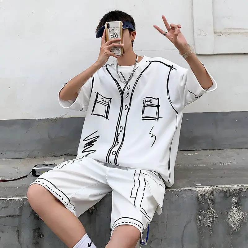 Summer Elegant Fashion Harajuku Slim Fit Ropa Hombre Loose Casual All Match Sports Suit Ice Shreds Short Sleeve Two Piece Set 240307