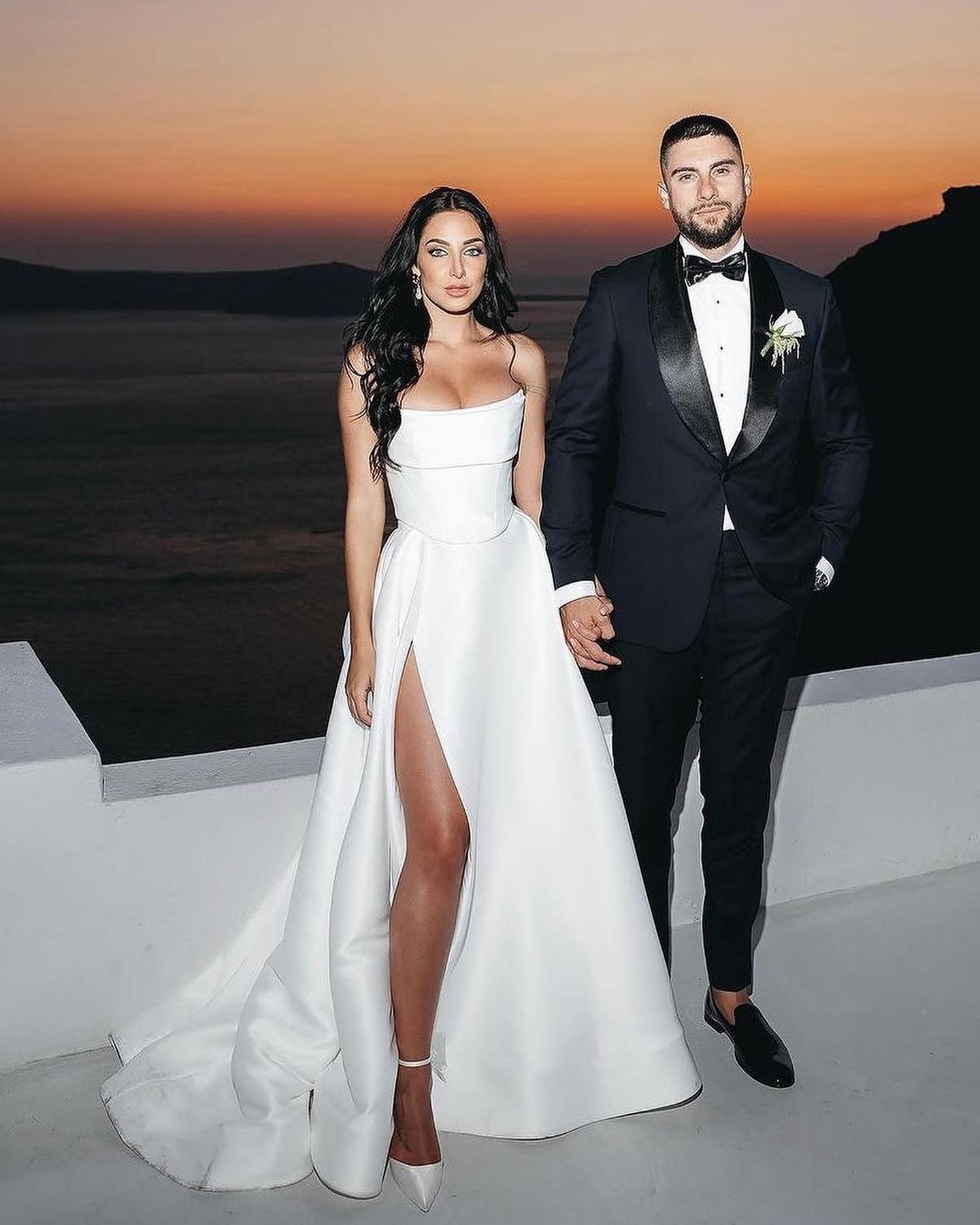 Line Boho A Dress For Bride Strapless Satin Wedding Dresses Bridal Gowns Vestidos Novia Bone Bodice Thigh Split Countries Robe De Mariage es