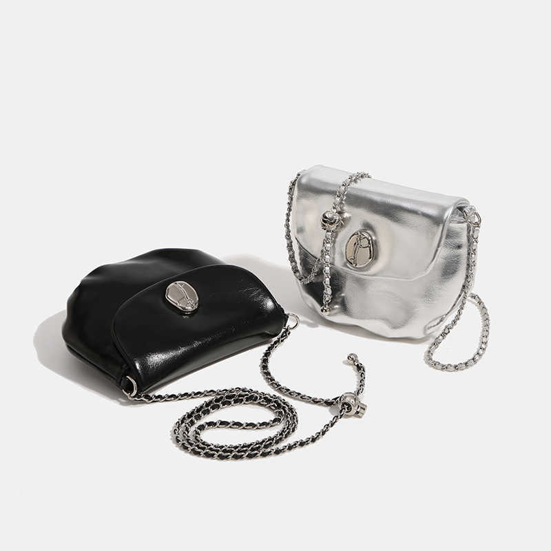 Shoulder Bags a Niche Saddle Bag for Women in 2024 New Trendy and High End Texture Single Shoulder Chain Bag Summer Commuting Crossbody Small 240318