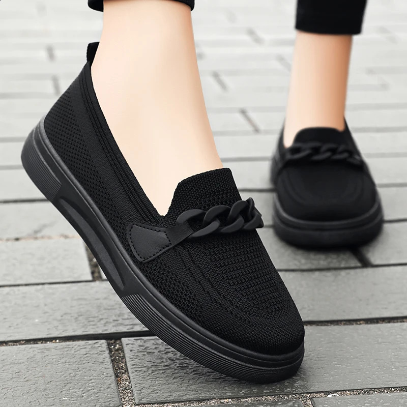 Womens Summer Footwear Slip On Female Chain Ballet Flats Sneakers Elegant Comfortable White Nurse Shoes Ladies Loafers 240312