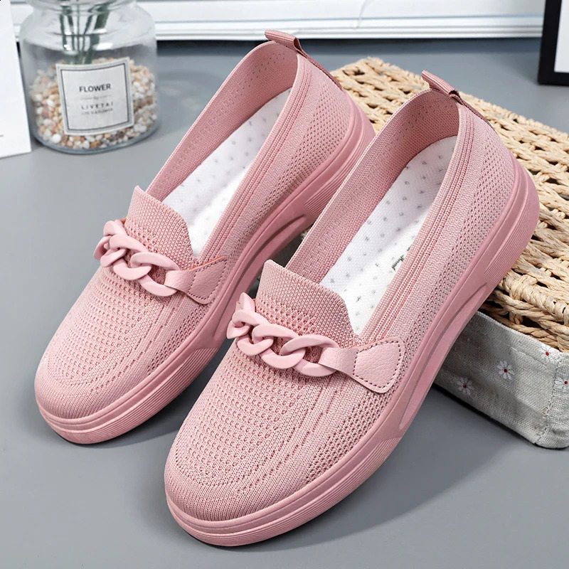 Womens Summer Footwear Slip On Female Chain Ballet Flats Sneakers Elegant Comfortable White Nurse Shoes Ladies Loafers 240312
