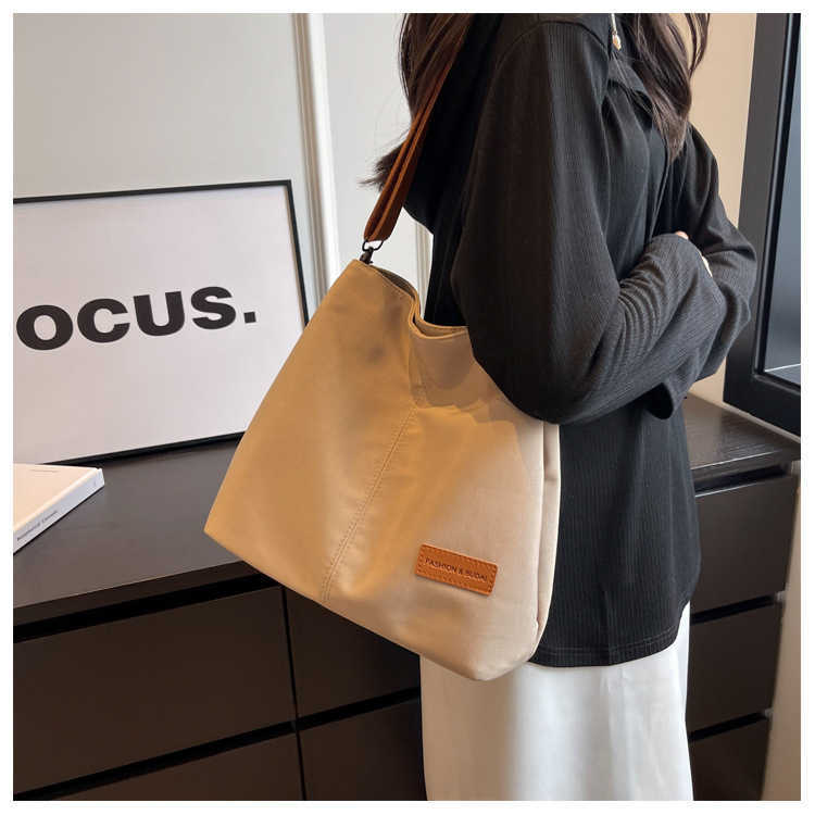 Japanese and Korean Minimalist Canvas Shoulder Bag Women with Large Capacity Diagonal Cross Tote Bag Can Be Printed 240315