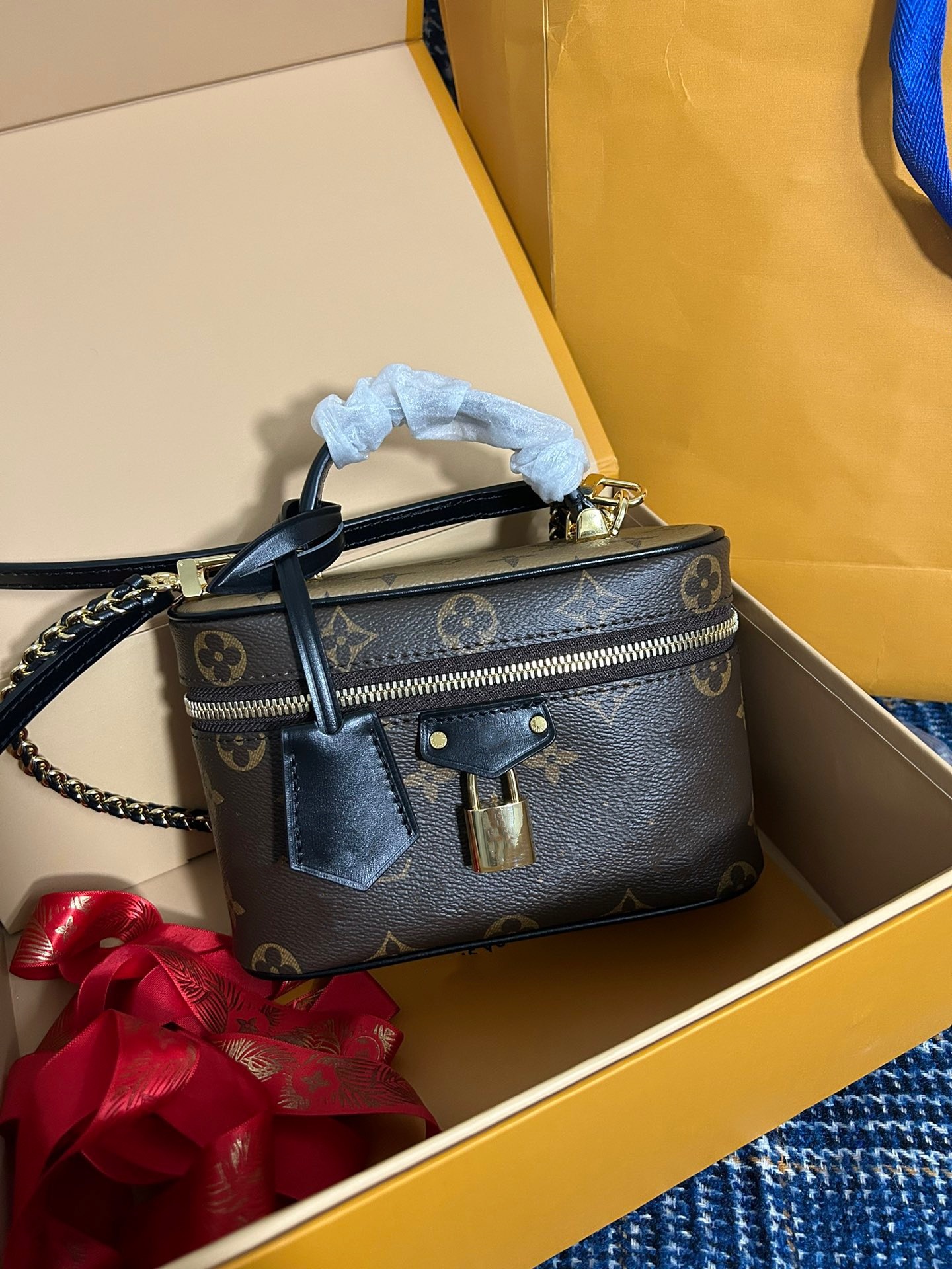 2024 New Women's Bag M47125 Single Shoulder Bag Lock Head Makeup Bag Top Quality