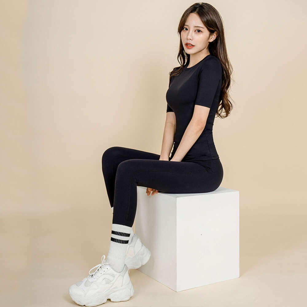 Women's Sleeved Round Neck Sports T-shirt, Running Fitness Top, Slim Fit, Breathable Yoga Short Sleeves