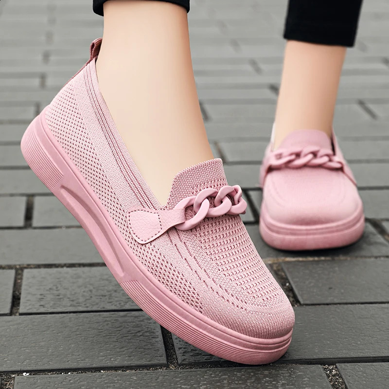 Womens Summer Footwear Slip On Female Chain Ballet Flats Sneakers Elegant Comfortable White Nurse Shoes Ladies Loafers 240312