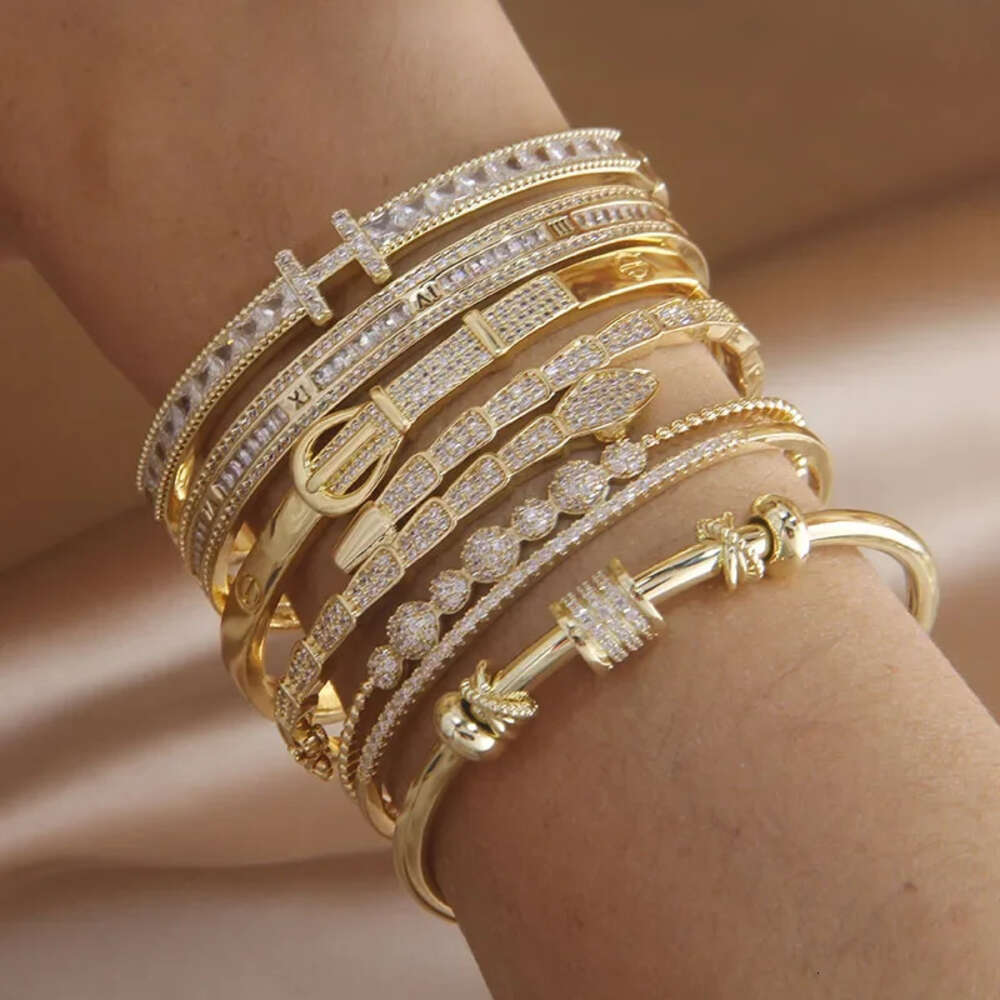 Classic Shiny Zircon Letter Charm Bracelet for Women Fashion Brand Wedding Party Gifts Jewelry