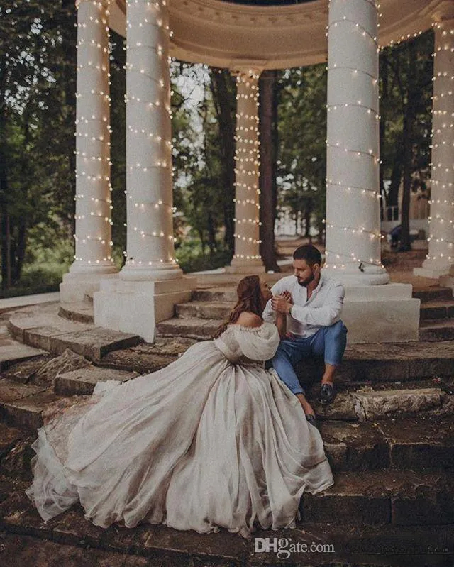 Beach Bohemian Dress Sexy Off Shoulder Puff Sleeve Puffy Bridal Long Train Rustic Country Wedding Gowns Hippie