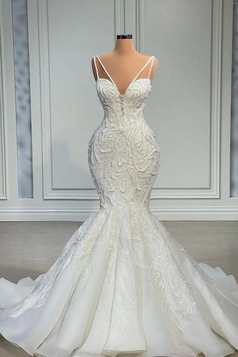 Lace Gorgeous Mermaid Wedding Dresses Sexy Spaghetti Straps Backless Beads Appliques Ruched Long Bridal Gowns Robe De Ma
