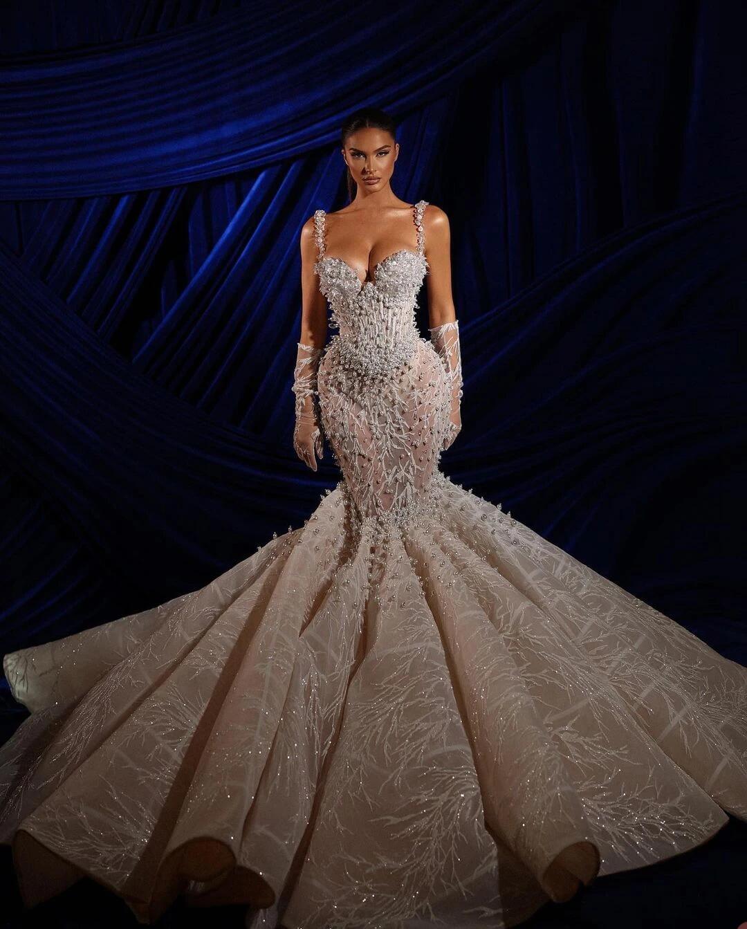 Luxury Mermaid Bridal Gowns Pearl Spaghetti Straps Wedding Dress Sequins See Through Sleeveless Custom Made Sweep Train Bride Dresses Plus Size