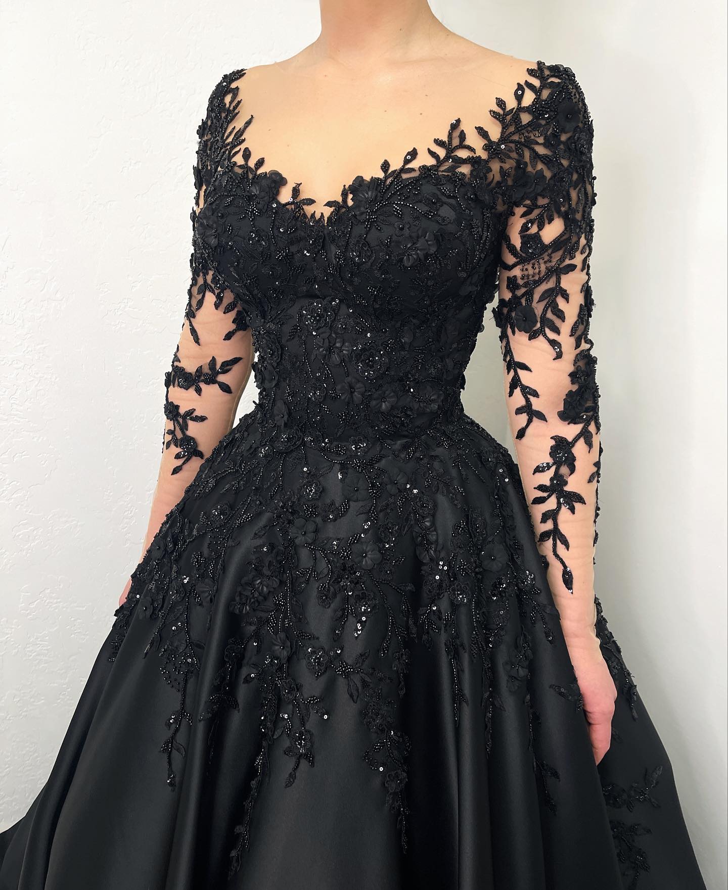 e Stunning A Gothic Illusion Long Sleeves Boho Dresses Bridal Gowns Sequins Lace Appliques Country Black Wedding Dress ppliques