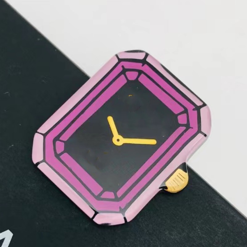 Europe and America Luxury Fashion Pins Brooches Gold Plated Shiny CZ Letter Brooch Pin for Men Women Nice Gift