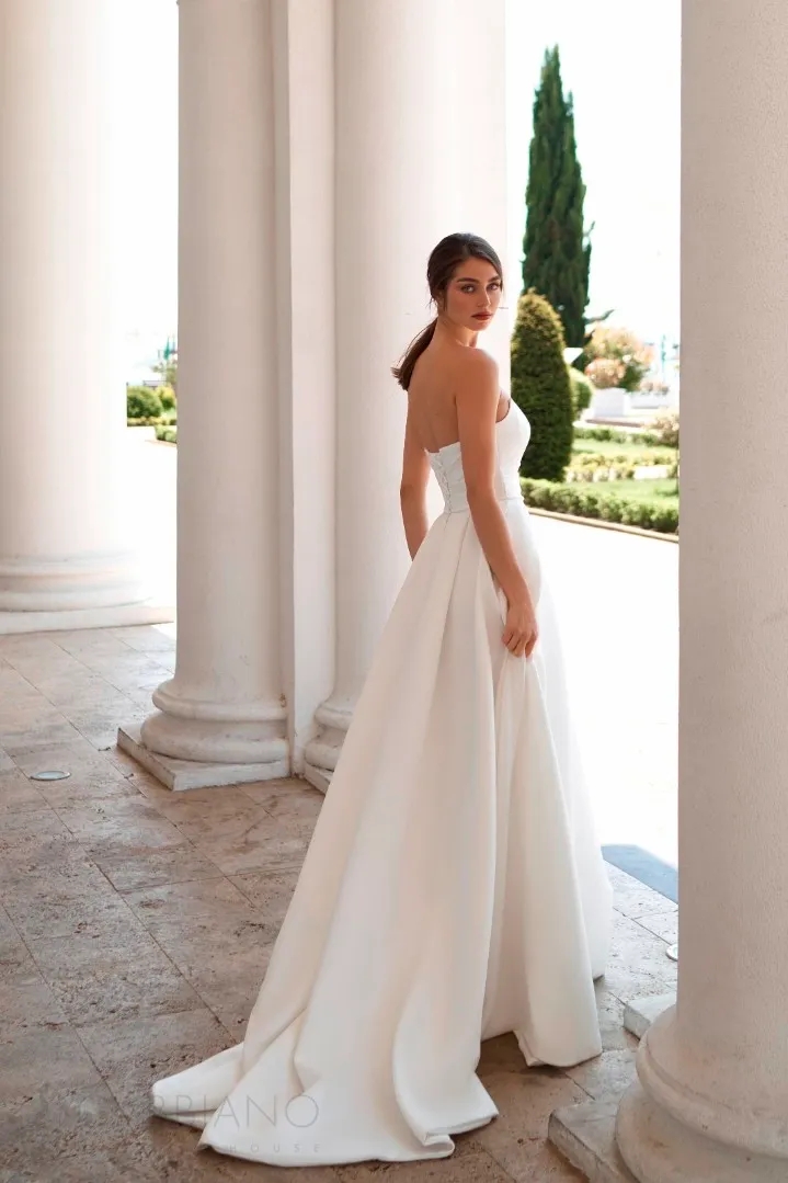 Satin Modern White A Line Wedding Dresses Simple Strapless Boho Beach Garden Bridal Gowns Pleated Sexy High Second Reception Marriage Dress YD