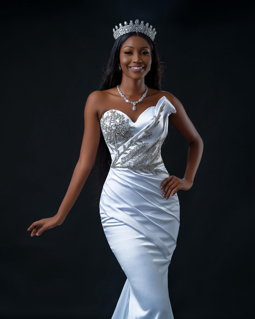 R&W 2024 Mermaid Dress Bride Plus Size Bridal Sweetheart Necke Rhies Beaded Pleated Wedding Gowns for African Black Women D175