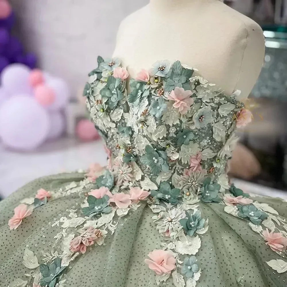 Light Green Handmade Flowers Quinceanera Dresses Ball Gown Sweetheart Sleeveless Appliques Corset For Sweet Girls Party