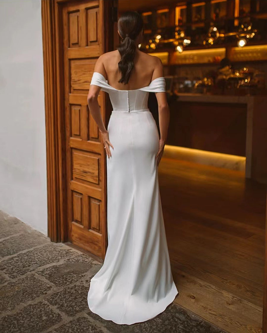 Sweetheart Mermaid Style Off the Shoulder Wedding Gown Simple Stain Long Train Buttons Bridal Dress Robe De Mariee 326