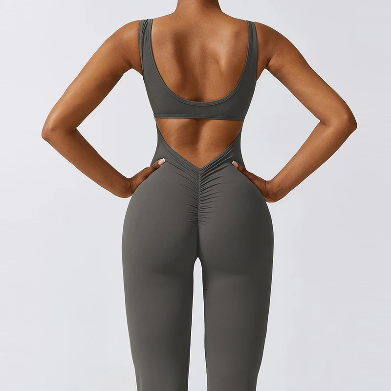 V Back Scrunch Gym Set Women Sport OnePiece Suit Yoga Flared Pants Sports Jumpsuit Fitness Rompers Workout Bodysuits 240307