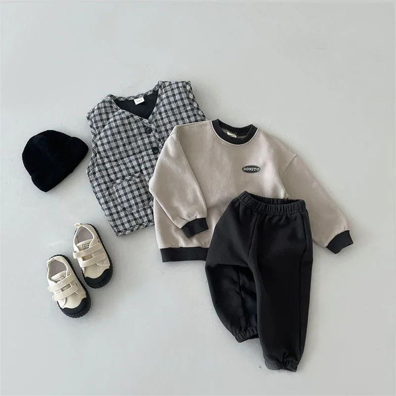 2023 Autumn Baby Long Sleeve Clothes Set Boys Girls Letter Print Swearshirt Pants 2pcs Suit Toddler Cotton Casual Outfits 240313