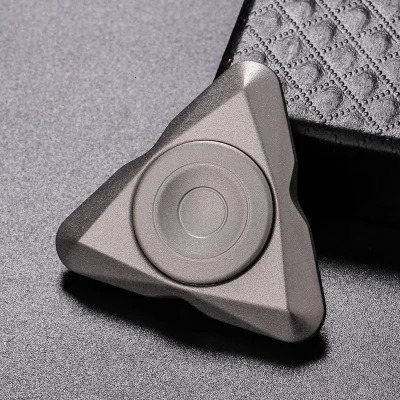 10 Styles Triangular Stainless Steel Metal EDC Fidget Hand Spinner Finger Stress Tri-Spinner Autism ADHD Anxiety Stress Gift 240312