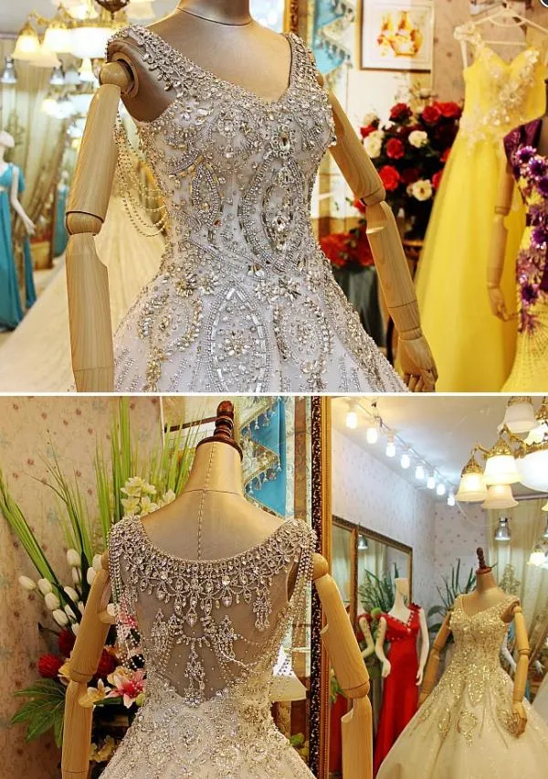 Gown Ball Beaded Rhie Wedding Dresses Chapel Train Shiny Crystal Bridal Gowns Illusion Open Back Gorgeous Formal Dress For Bride S