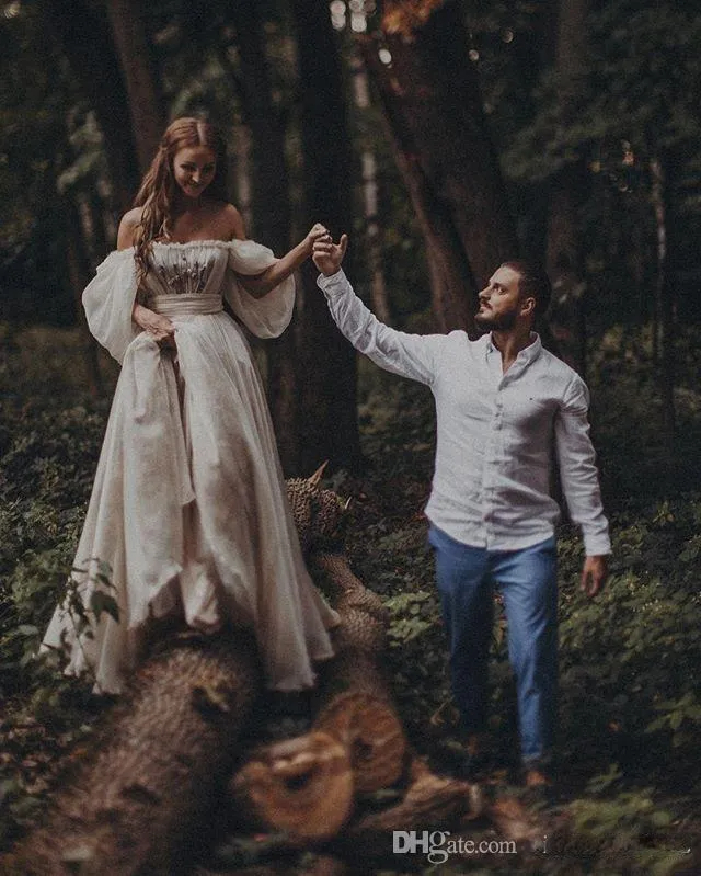 Beach Bohemian Dress Sexy Off Shoulder Puff Sleeve Puffy Bridal Long Train Rustic Country Wedding Gowns Hippie