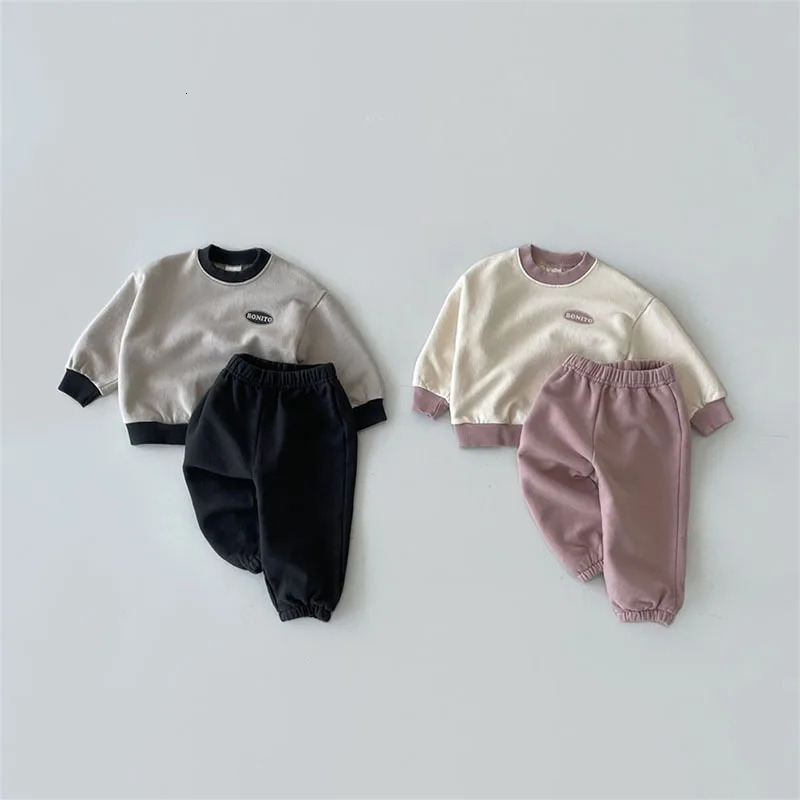 2023 Autumn Baby Long Sleeve Clothes Set Boys Girls Letter Print Swearshirt Pants 2pcs Suit Toddler Cotton Casual Outfits 240313