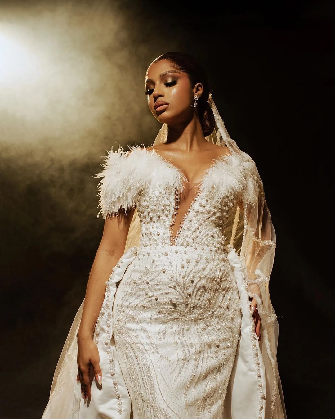 Gorgeous Mermaid Bridal Gowns Off Shoulder Wedding Dress with Overskirts Pearls Feather Sequins Custom Made Sweep Train Bride Dresses