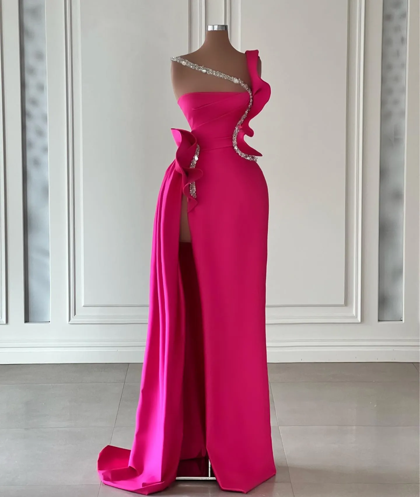 Pink Mermaid Evening Elegant Ruffle Rhies Straps Promdress Beading Satin Dresses for Special Ocns Split Sweep Train Robe De Soiree