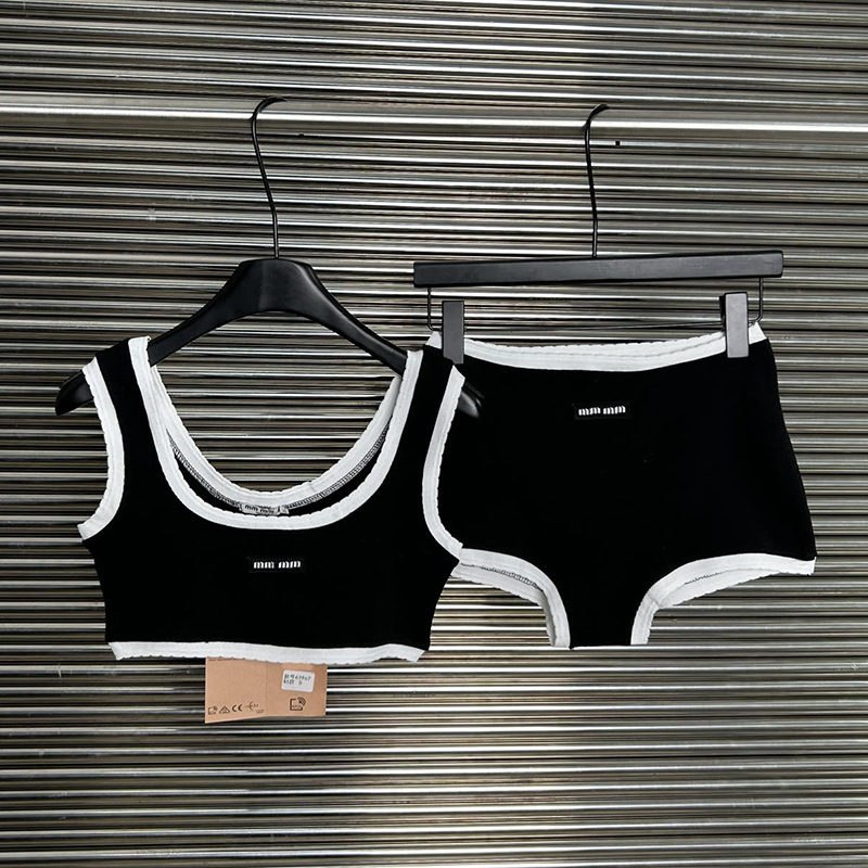 Sexy beach tracksuit woman summer T shirts vacation casual vest set super short shorts girls outdoor swimsuit correct letter brand sportswear SML