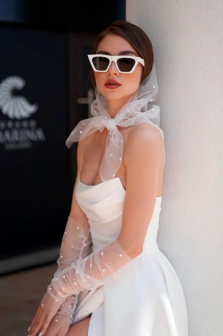 Satin Modern White A Line Wedding Dresses Simple Strapless Boho Beach Garden Bridal Gowns Pleated Sexy High Second Reception Marriage Dress YD