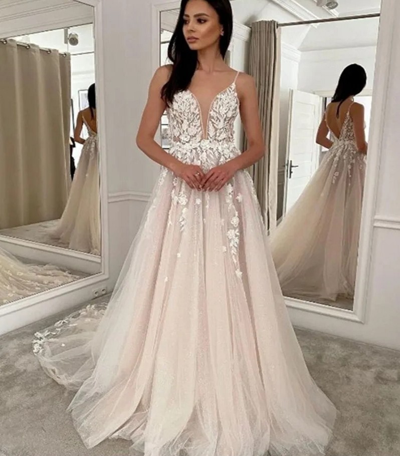 Boho Princess A-line Wedding Dress 2024 Spaghetti Straps V Neck Appliques Lace Tulle Bride Formal Gowns Vestidos De Novias Robe De Mariage