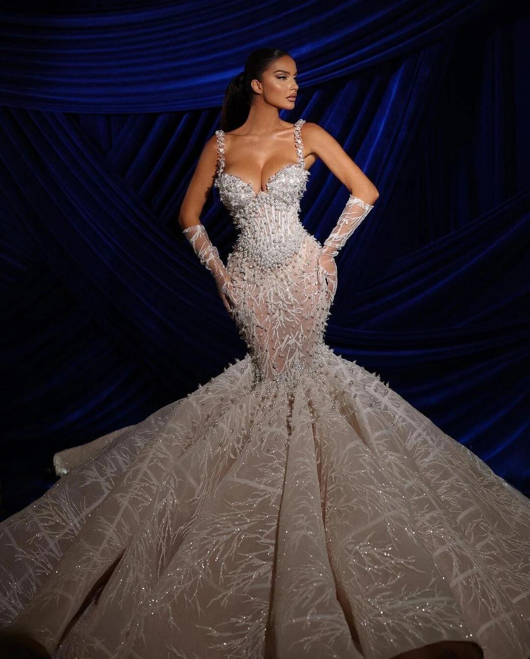 Luxury Mermaid Bridal Gowns Pearl Spaghetti Straps Wedding Dress Sequins See Through Sleeveless Custom Made Sweep Train Bride Dresses Plus Size