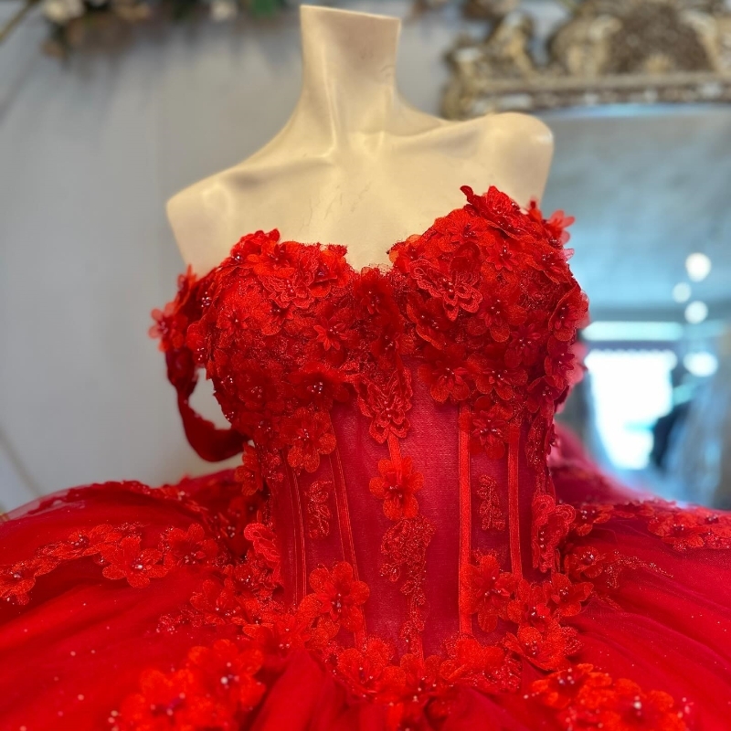 Red Shiny Ball Gown Quinceanera Dresses Off The Shoulder Applique Lace Beads Bow Tull Party Birthday Vestido De 15 Anos Sweet 16 Dress