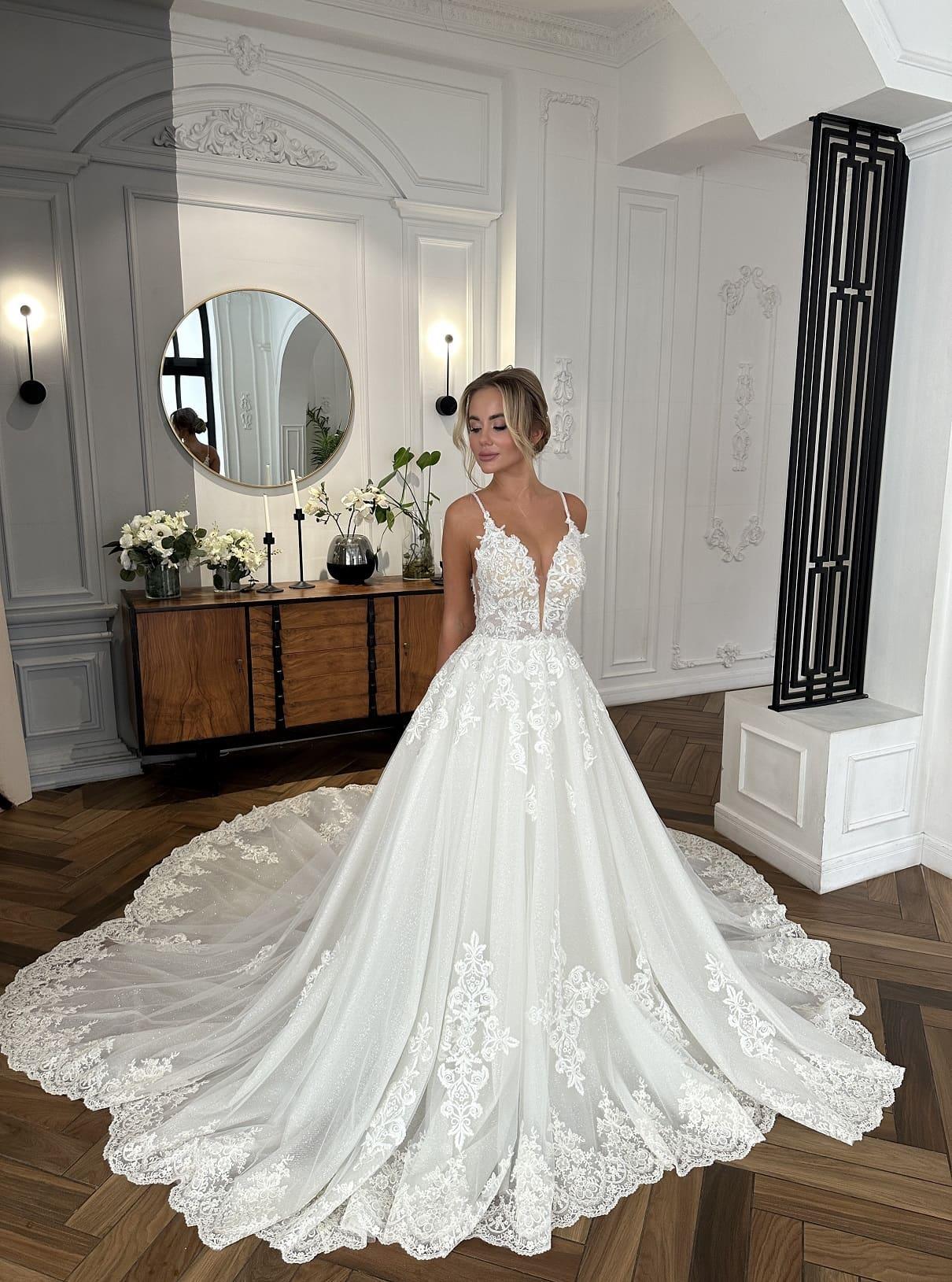 Elegant Sparkly Lace Deep V Neck Spaghetti Straps A-Line Wedding Dress Beaded Embroidery Appliques Sleeveless Bridal Gowns can be customized