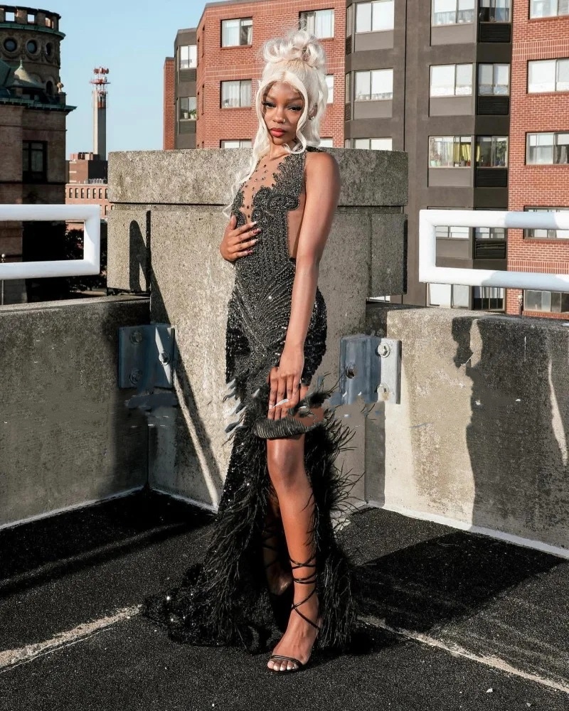 Prom Black Dresses Blackgirl Sheer Neck Crystal Sequin Mermaid Party Gowns Feathers Long Birthday Outfits Girl
