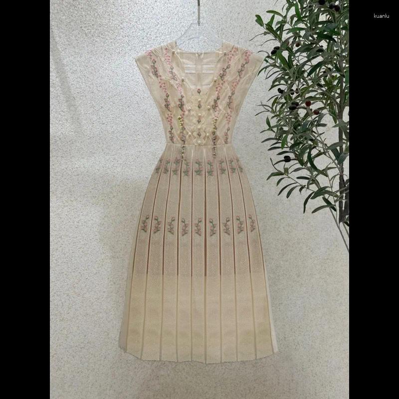 Casual Dresses Spring Summer Lace Embroidery Elegant Dress V-neck Sleeveless Sweet Floral Pleated Heavy Industry Luxury Wedding Women