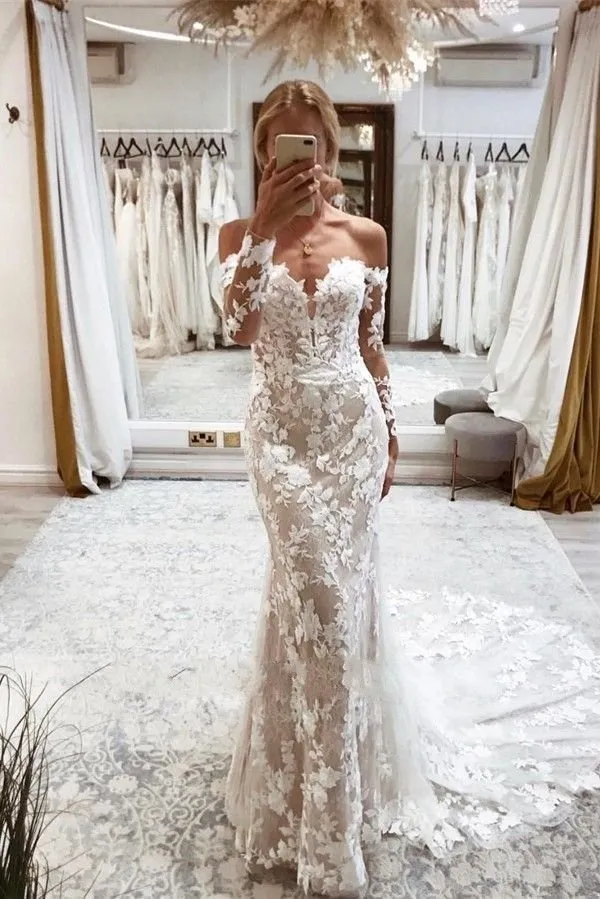 Stunning Mermaid Wedding Dresses New Sexy Backless Off Shoulder Long Sleeves 3D Lace Appliques Bridal Gowns With Button Covered Back Custom Made Bc157